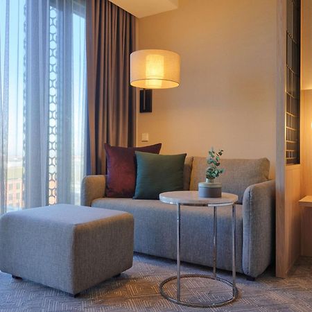 Adina Apartment Hotel Мюнхен Екстериор снимка